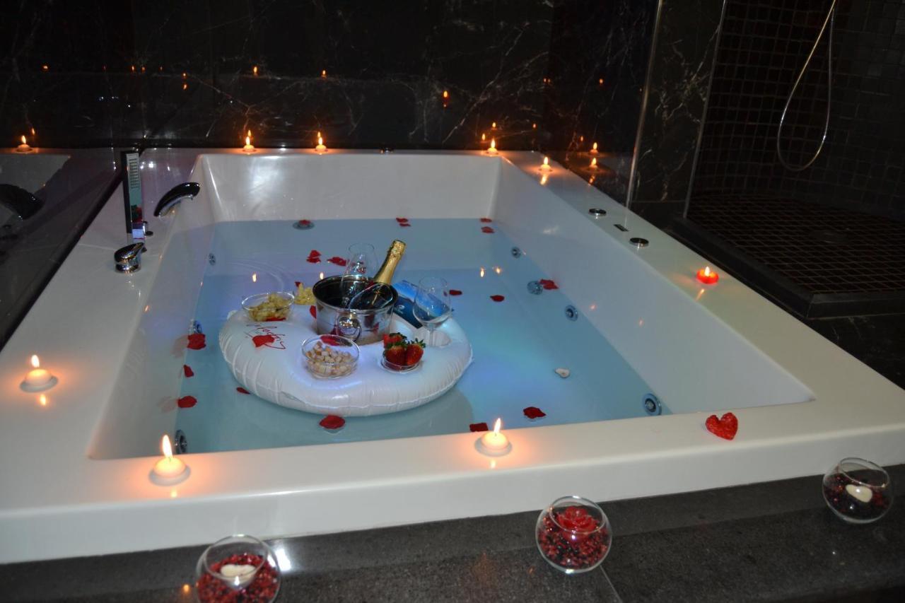 Mecla Suites Neapol Zewnętrze zdjęcie
